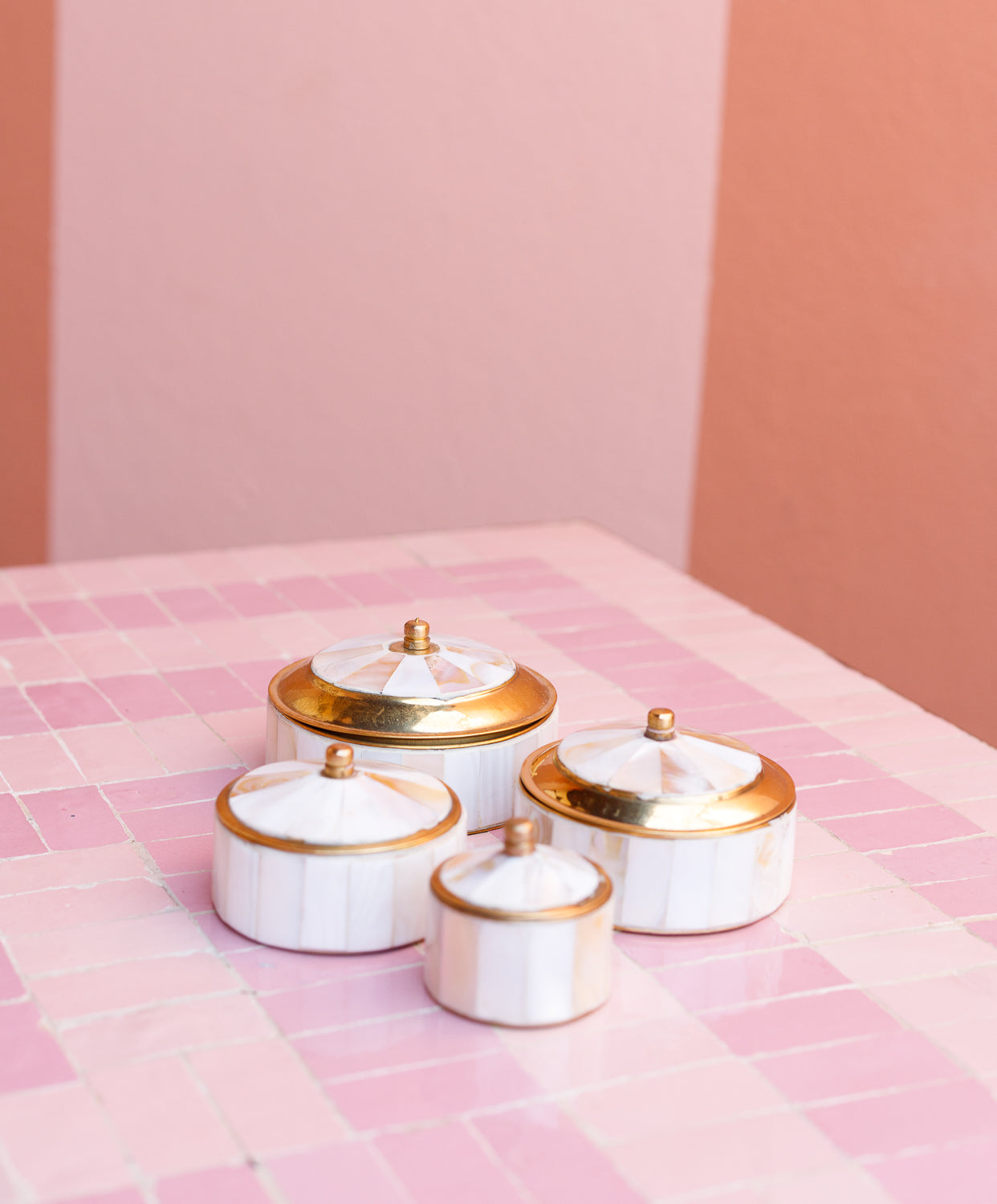 Box Parelmoer Betty