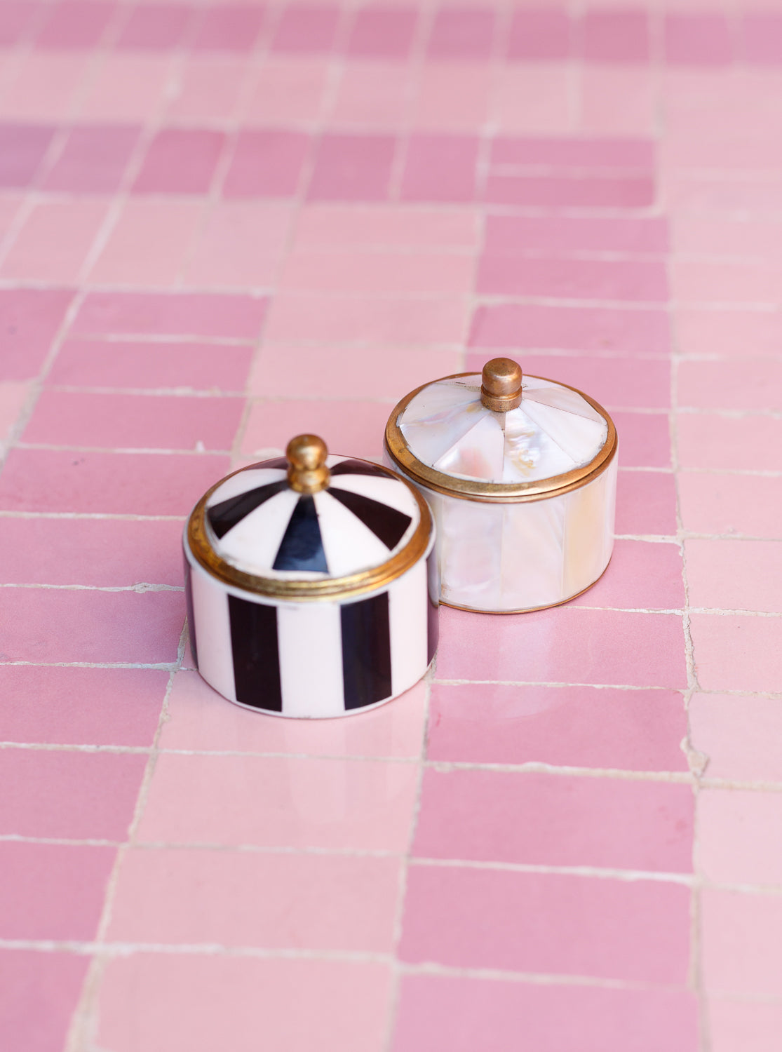 Box Parelmoer Betty