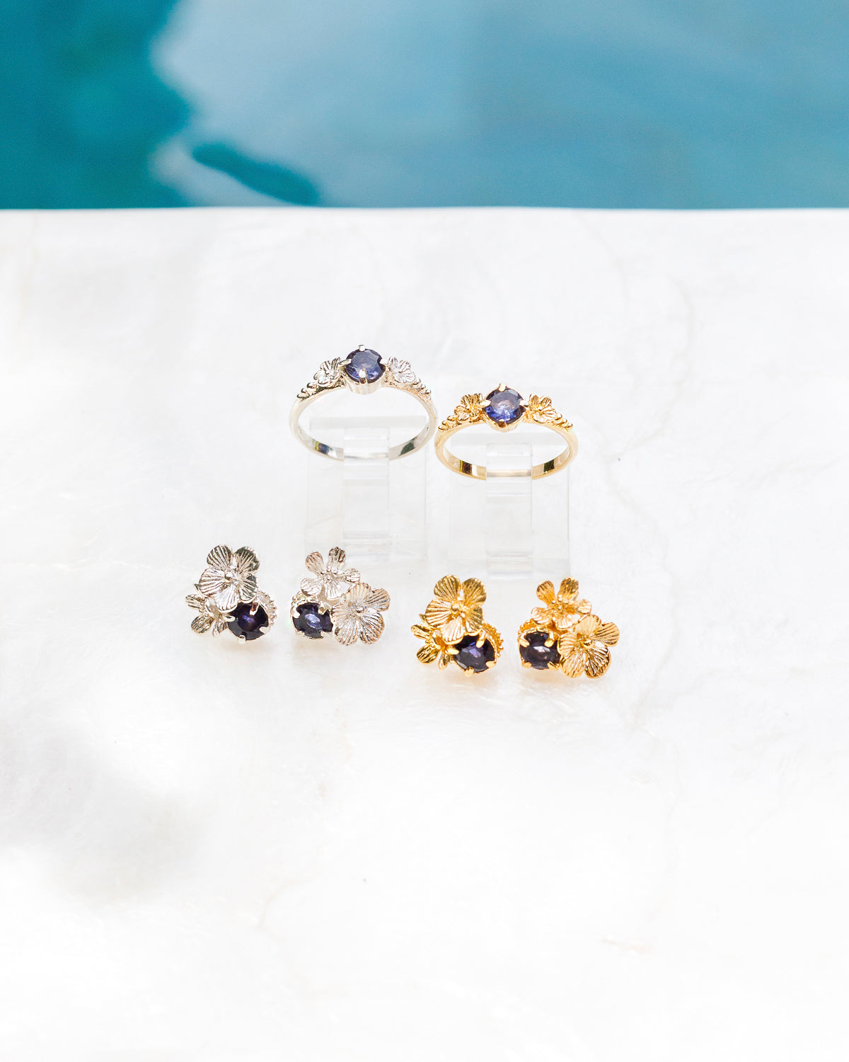 Ioliet Bloem Oorbellen