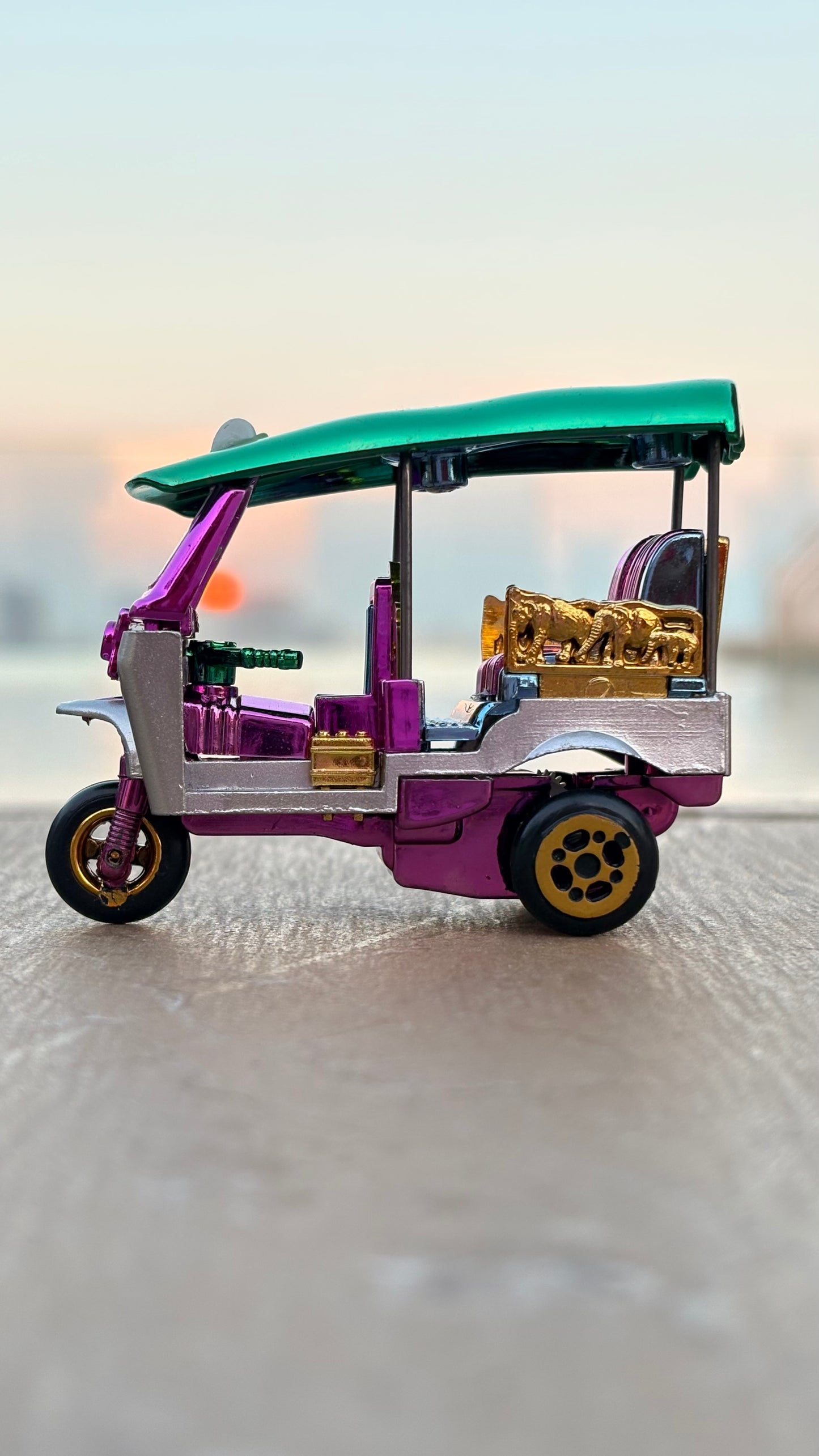 Tuktuk auto