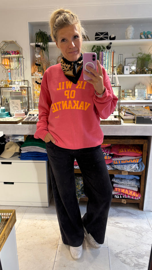 NIEUW! Trui: “Ik wil op Vakantie” Roze met neon oranje
