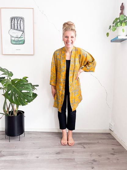 Sophie Kimono Geel