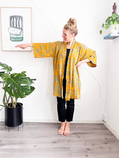 Sophie Kimono Geel